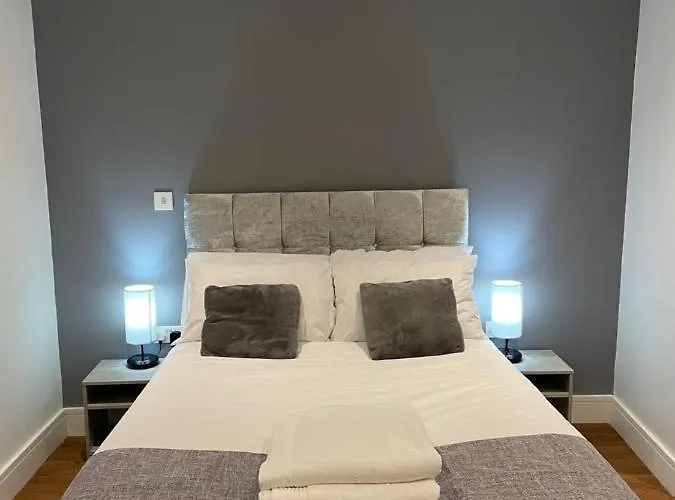 Fabulous One Bedroom Apartment Soho